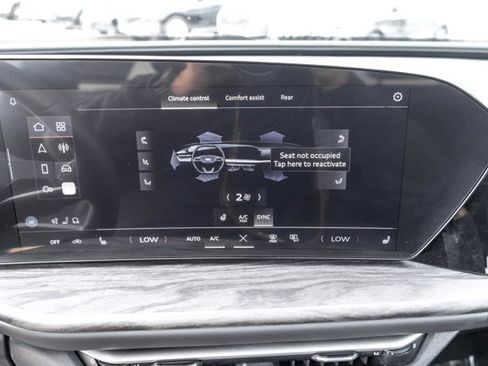 Certified 2025 Audi Q5 Premium w/ Convenience Package AWD/4WD image 19
