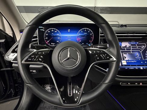 Used 2025 Mercedes-Benz E 350 E 350 image 27
