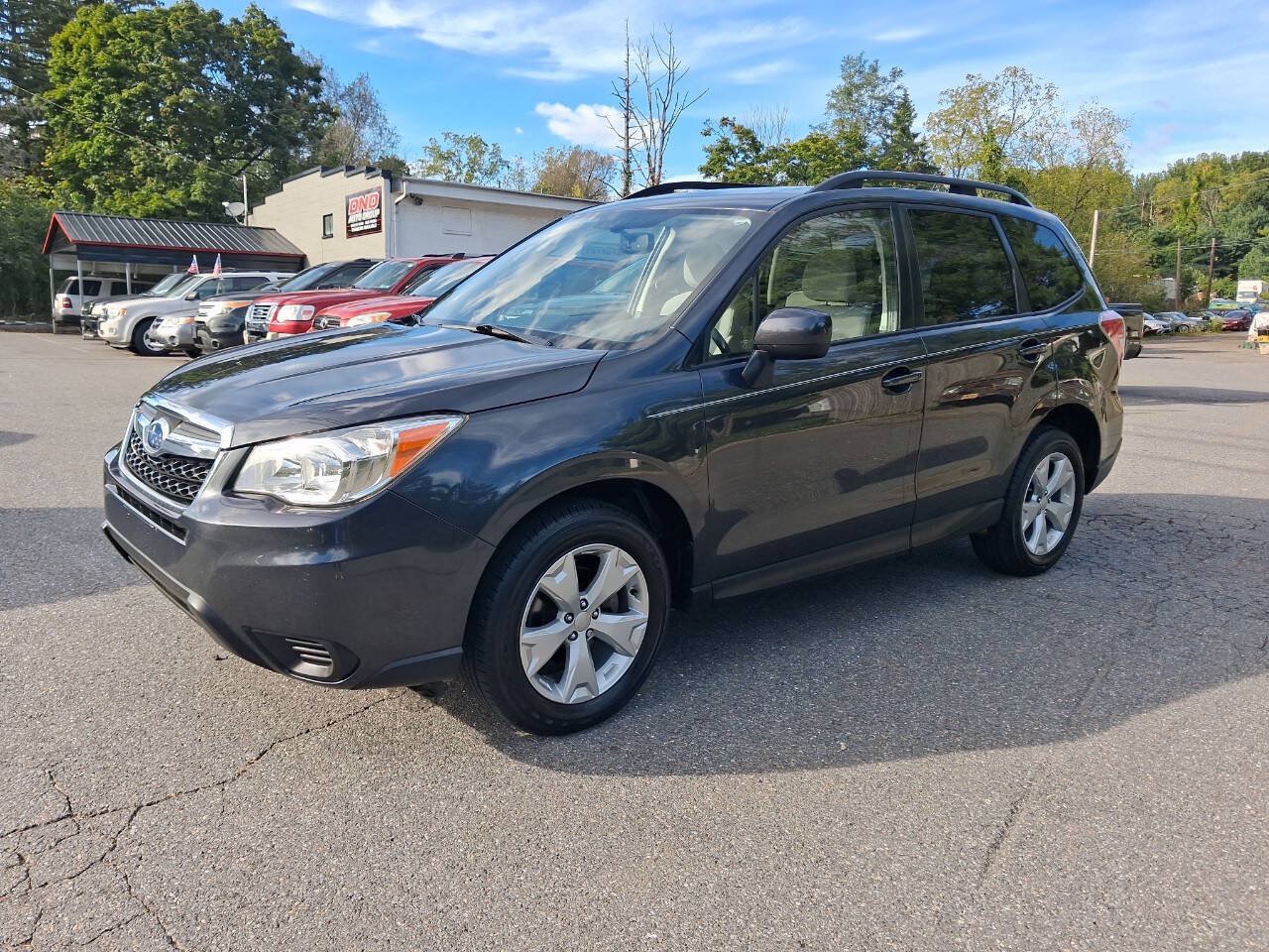 Used 2015 Subaru Forester 2.5i Premium w/ Popular Package #2 AWD/4WD image 3