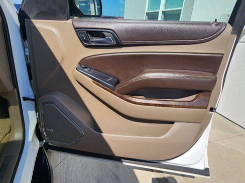 Used 2015 Chevrolet Tahoe LT AWD/4WD image 19
