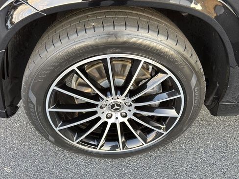 Used 2023 Mercedes-Benz GLE 450 4MATIC image 32
