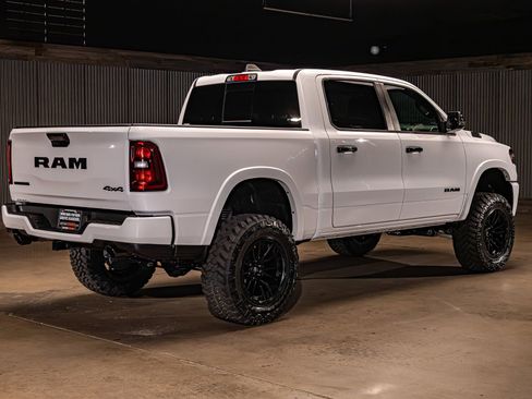 Used 2025 RAM 1500 Big Horn AWD/4WD image 10