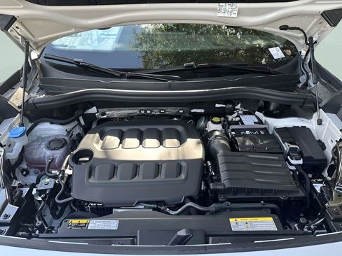 New 2026 Volkswagen Tiguan SE R-Line image 27