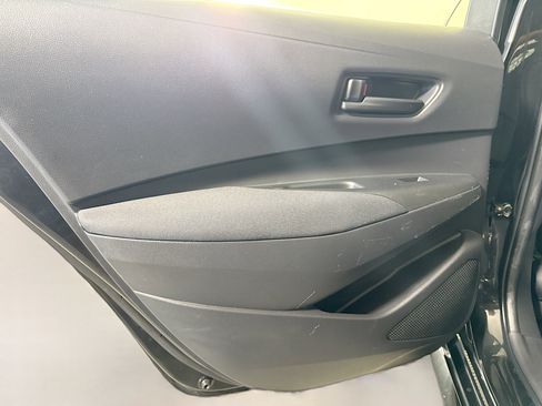 Used 2022 Toyota Corolla LE FWD image 25