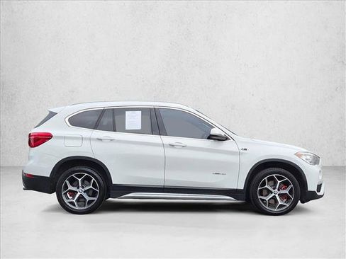 Used 2018 BMW X1 sDrive28i FWD image 4