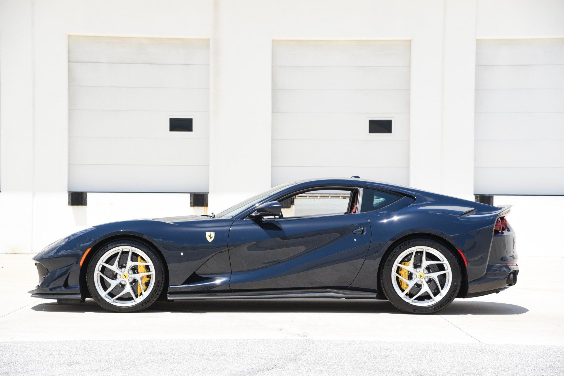 Used 2020 Ferrari 812 Superfast RWD image 12