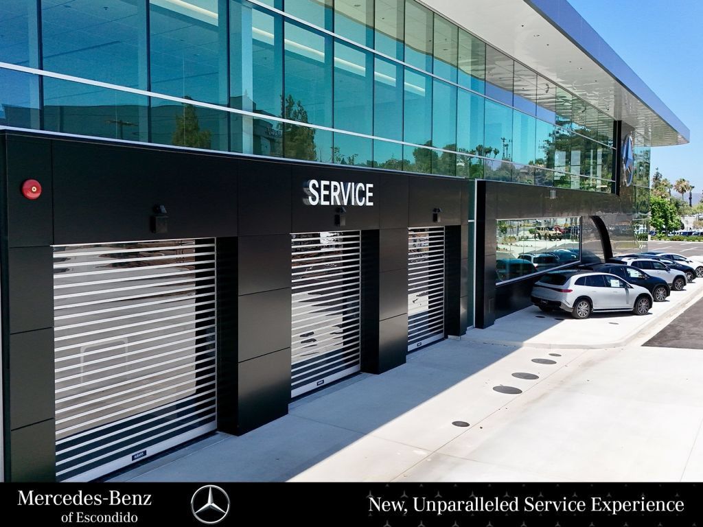 Certified 2026 Mercedes-Benz GLC 300 4MATIC image 37