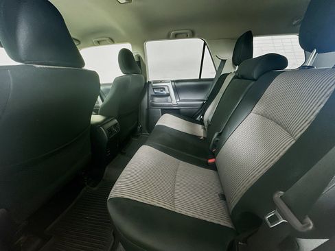 Used 2017 Toyota 4Runner SR5 AWD/4WD image 26