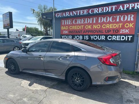Used 2021 Honda Civic LX image 10