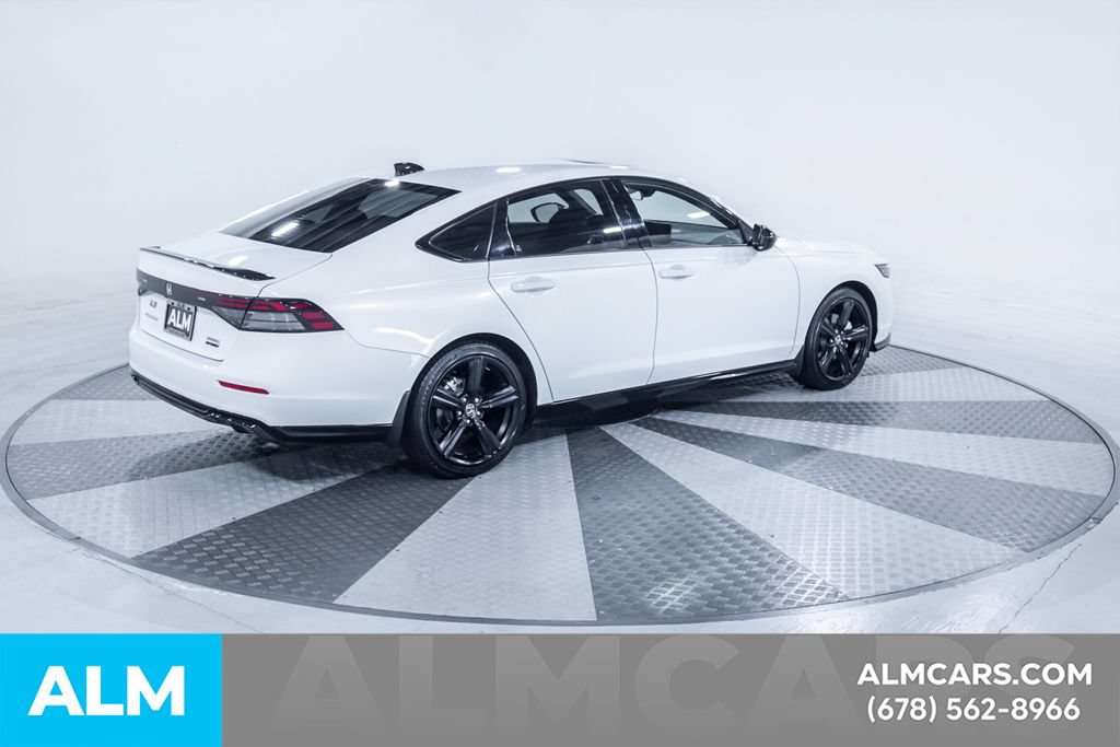 Used 2024 Honda Accord Sport image 10