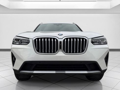 Used 2024 BMW X3 xDrive30i w/ Premium Package w/ZPA AWD/4WD image 2