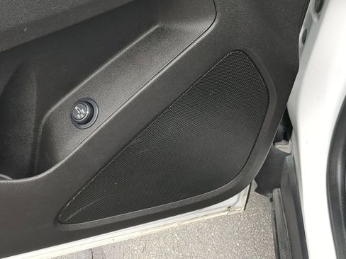 Used 2023 Chevrolet Equinox LT w/ Driver Convenience Package image 15