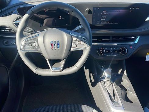 New 2025 Buick Envista Preferred w/ Convenience I Package image 13