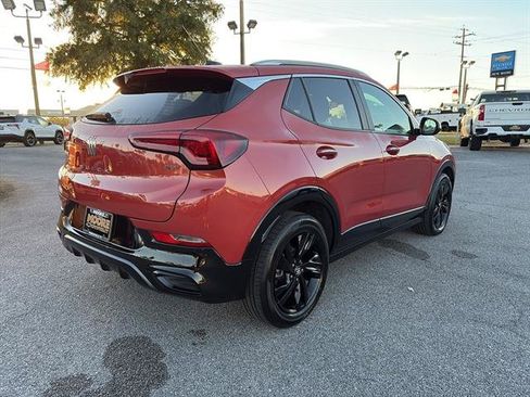 Used 2024 Buick Encore GX Sport Touring w/ Comfort Package image 7