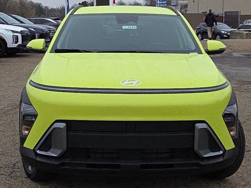 Certified 2025 Hyundai Kona SEL image 20