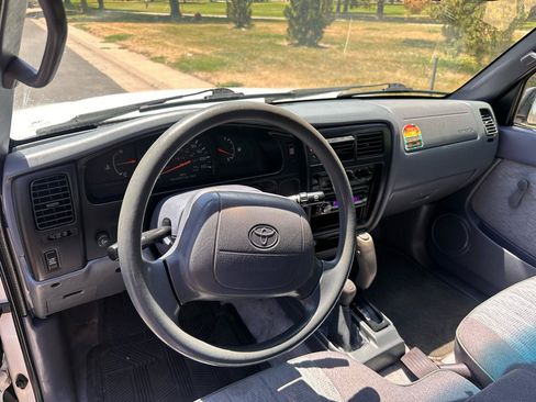Used 1999 Toyota Tacoma 4x4 Xtracab image 11