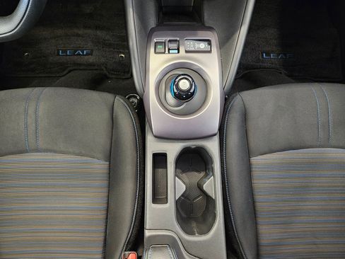 Certified 2023 Nissan Leaf S image 20