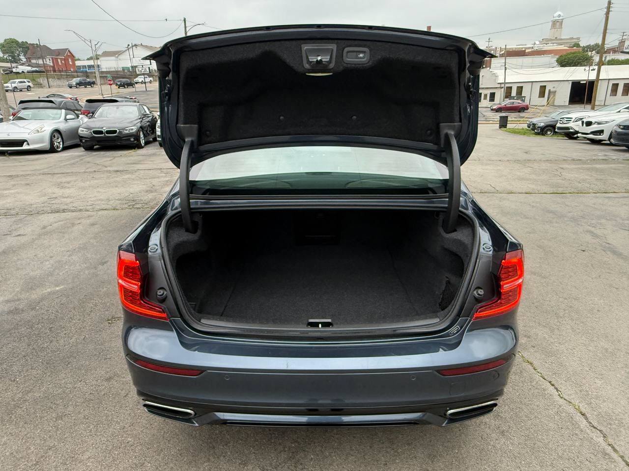 Used 2019 Volvo S60 T5 R-Design FWD image 48