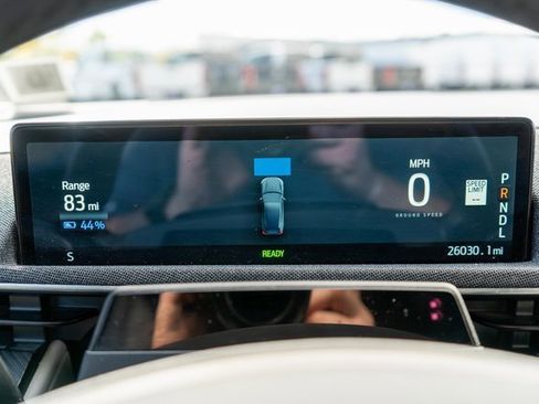 Used 2021 Ford Mustang Mach-E Premium image 26