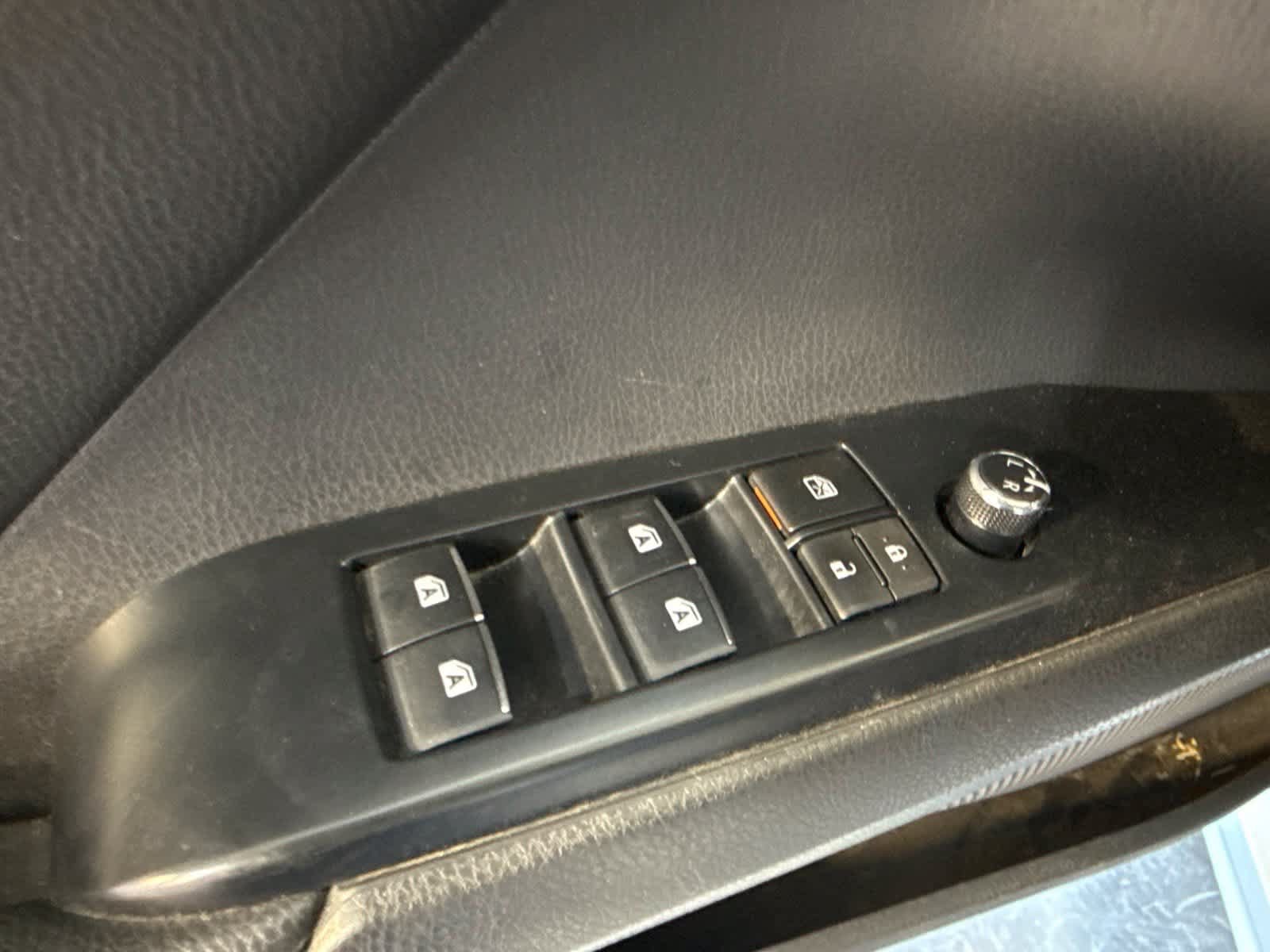 Used 2020 Toyota Camry XSE w/ Driver Assist Package FWD image 17