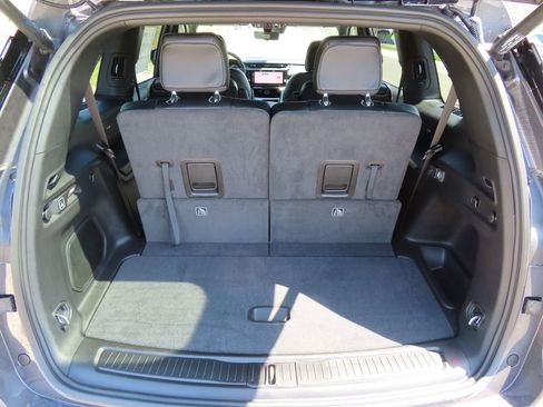 New 2026 Jeep Grand Cherokee L Limited AWD/4WD image 17