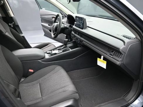 Certified 2026 Honda CR-V EX image 21