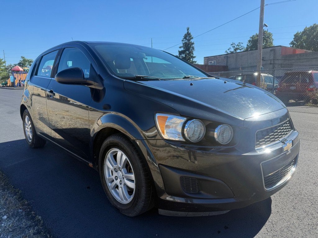 Used 2014 Chevrolet Sonic LT FWD image 1