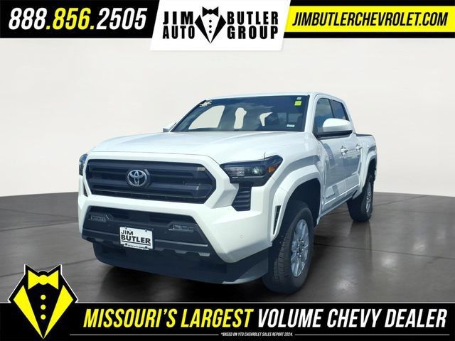 Used 2024 Toyota Tacoma SR5 AWD/4WD image 1