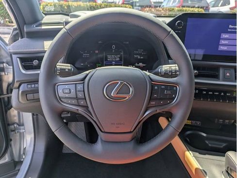 New 2026 Lexus UX 300h FWD image 15