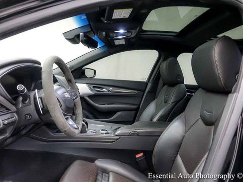 Used 2021 Cadillac CT5 V RWD image 12