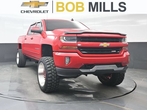 Used 2018 Chevrolet Silverado 1500 LT w/ All Star Edition AWD/4WD image 1