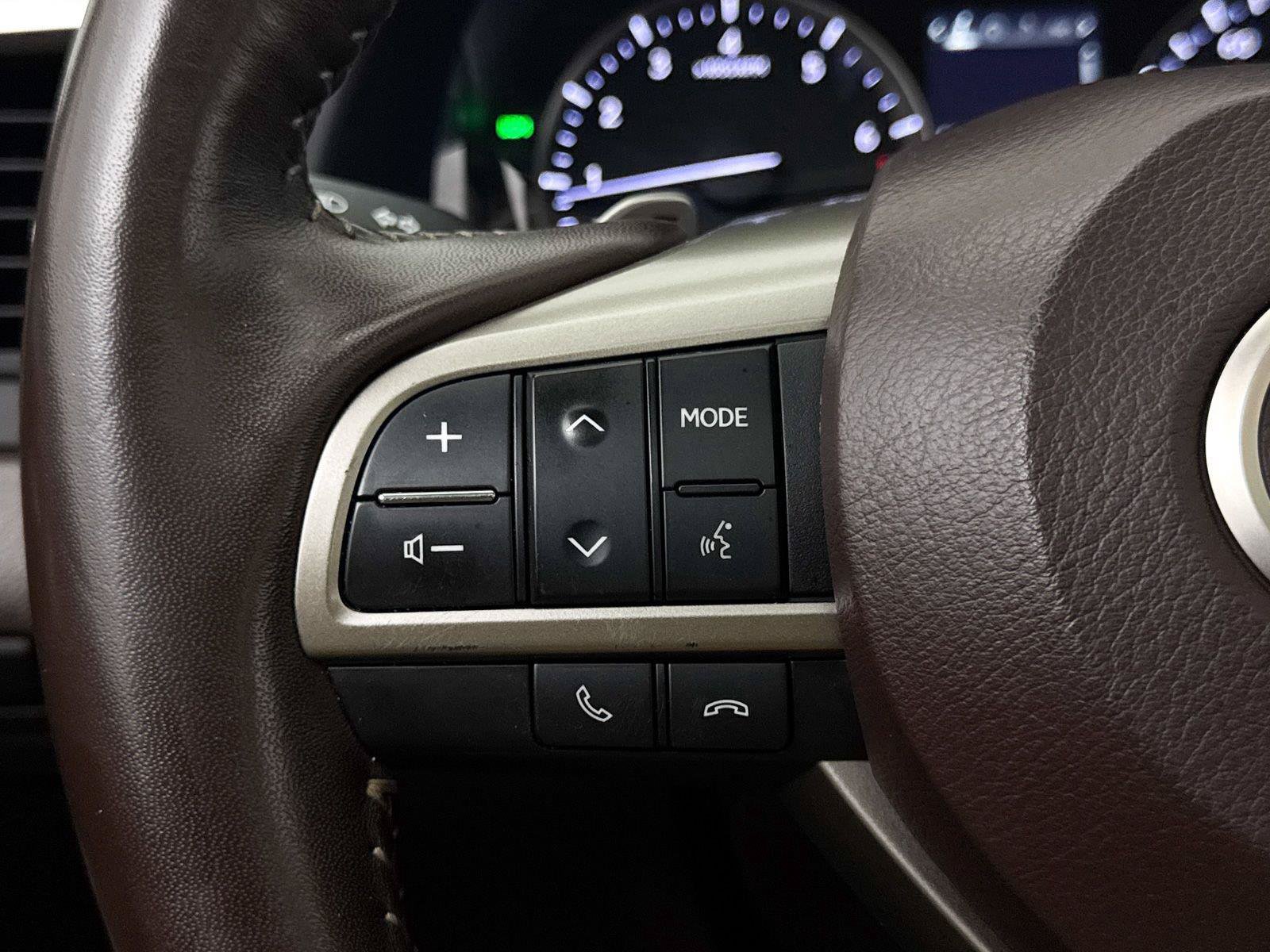Used 2020 Lexus RX 350 FWD w/ Premium Package image 32