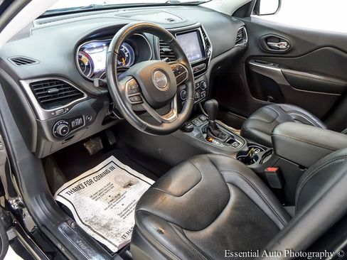 Used 2019 Jeep Cherokee Limited AWD/4WD image 13