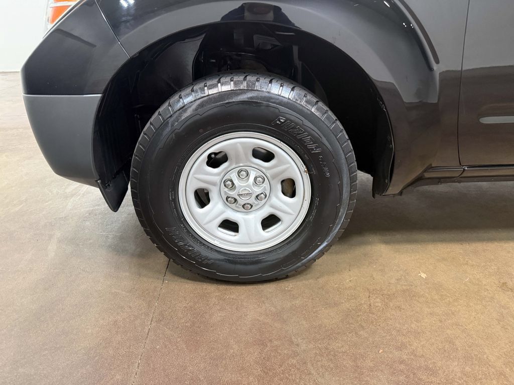 Used 2015 Nissan Frontier S RWD image 86