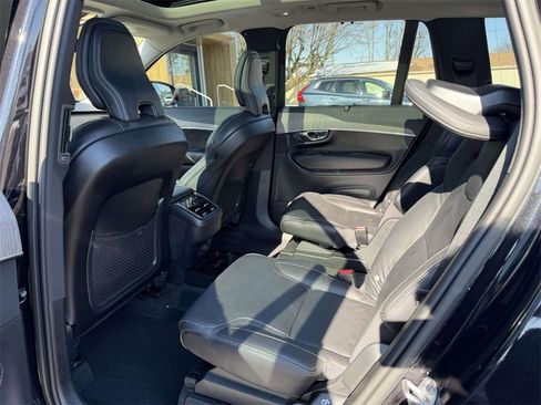 Used 2023 Volvo XC90 B6 Ultimate image 15