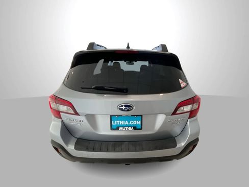 Used 2019 Subaru Outback 3.6R Limited image 7