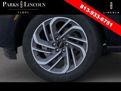 New 2026 Lincoln Navigator L Reserve AWD/4WD image 19