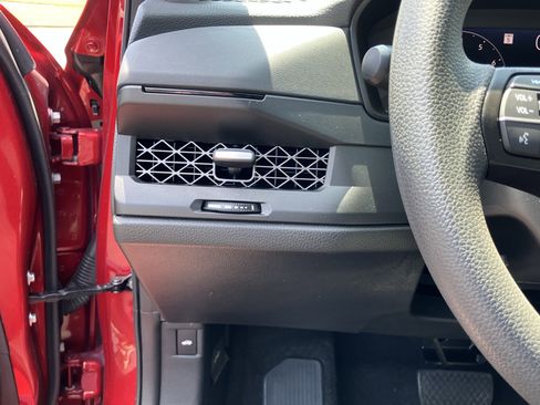 Used 2023 Honda Accord EX image 19
