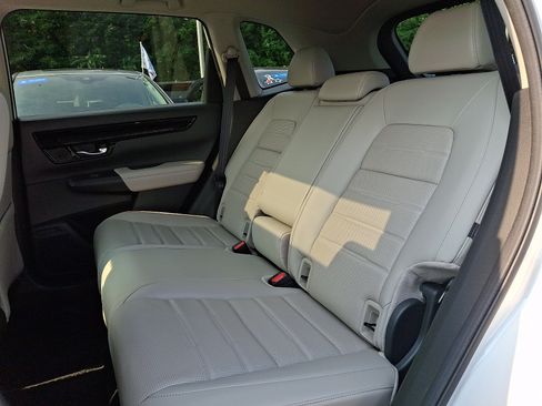 Used 2024 Honda CR-V EX-L image 9