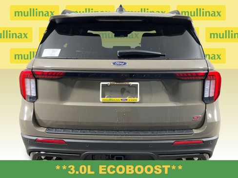 New 2026 Ford Explorer ST w/ Sun And Sound Package image 9