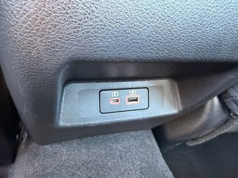 Used 2025 Nissan Altima 2.5 SV FWD image 9