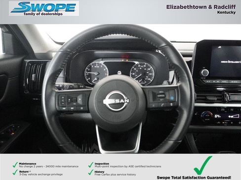 Used 2025 Nissan Pathfinder SV image 16