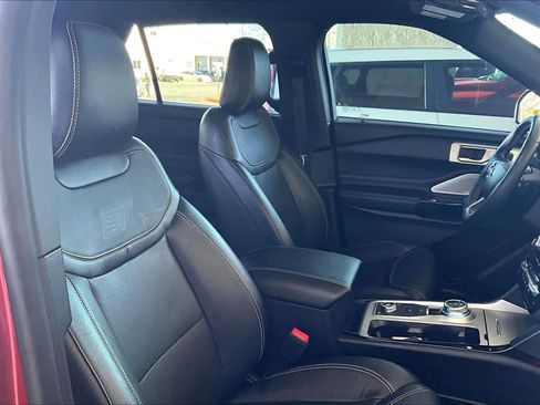 Used 2023 Ford Explorer ST w/ Equipment Group 401A image 8