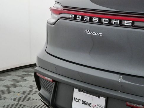 New 2026 Porsche Macan Turbo AWD/4WD image 38