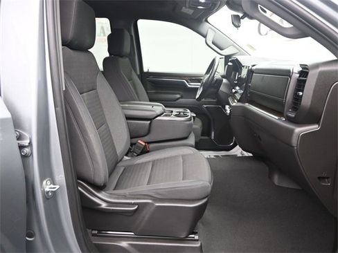 Used 2024 GMC Sierra 1500 Elevation image 10