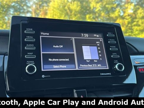 Used 2024 Toyota Camry LE image 4