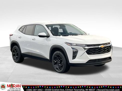 Certified 2024 Chevrolet Trax LS w/ LS Convenience Package image 7