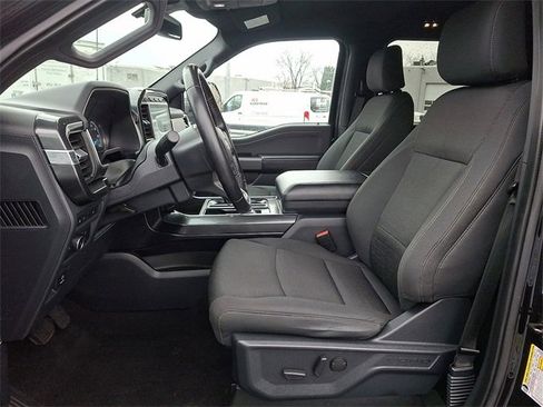 Used 2022 Ford F150 XLT w/ Equipment Group 302A High image 16