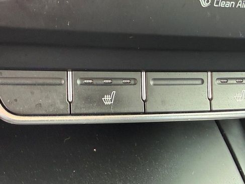 Used 2017 Kia Sorento FWD w/ LX Convenience Package image 29
