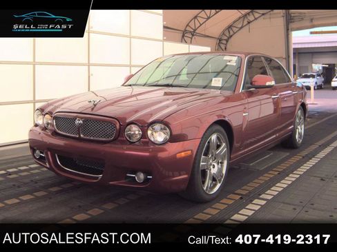 Used 2008 Jaguar XJ8 RWD image 1